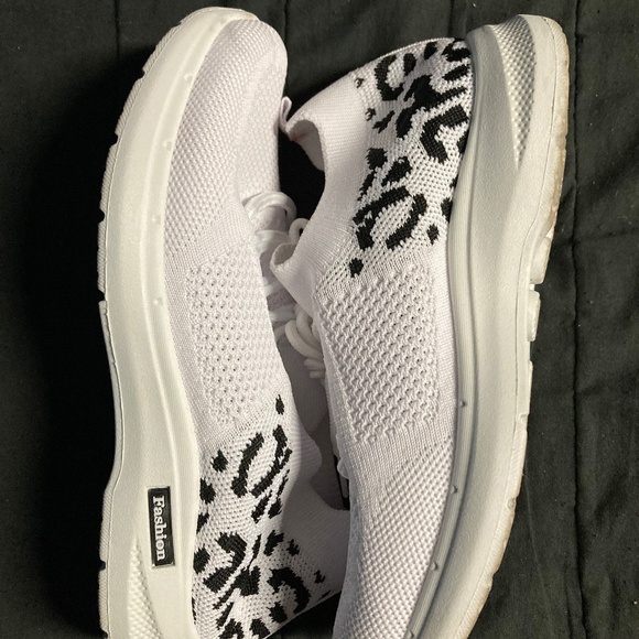 White Leopard Print Sneakers | Women’s Size 6.5 - Picture 10 of 10